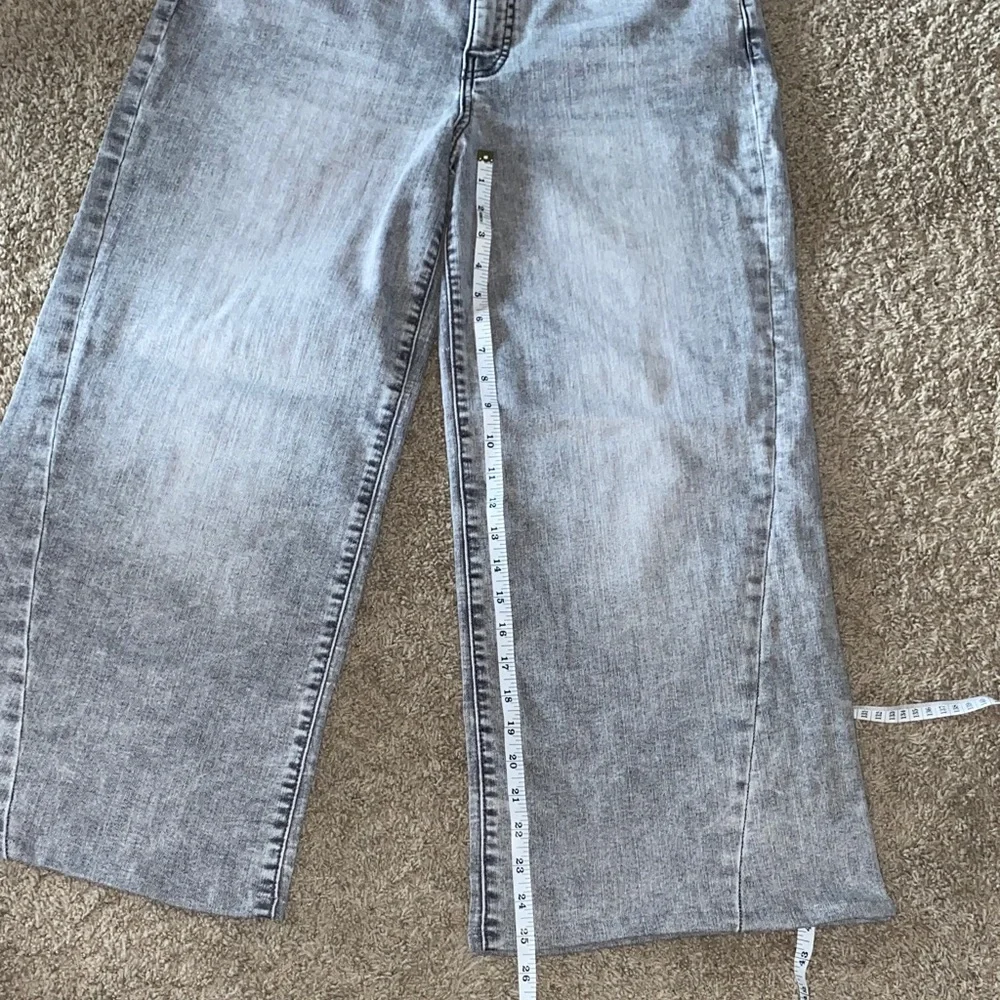 Kut from the Kloth Light Gray Flare Jeans - Picture 6 of 6